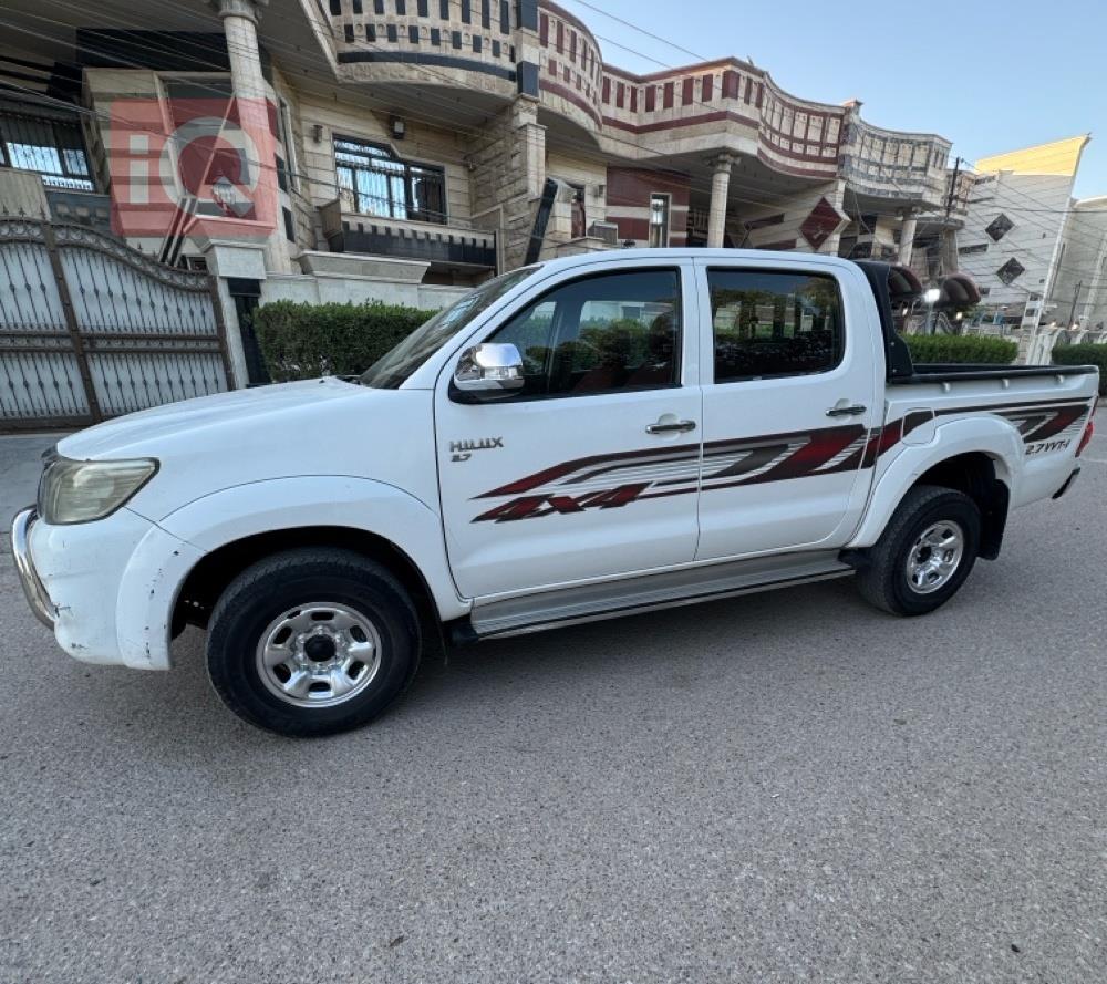 تويوتا هايلوكس